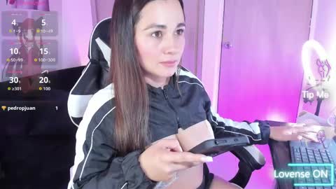 Saray Mendoza online show from June 5, 2026, 11:43 pm