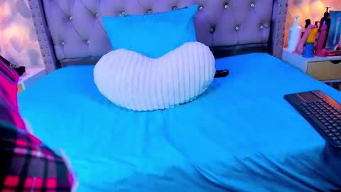 Saray online show from September 10, 2025, 10:15 am