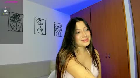 Snapshot of saraysweet_ chatting on June 4, 2026, 10:38 pm saraysweet_ online show from June 4, 2026, 10:38 pm