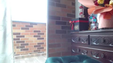 Sara online show from January 28, 2025, 7:53 pm