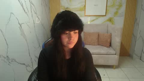 Sara  online show from April 21, 2026, 9:17 pm