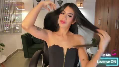  Saritaaa  online show from April 22, 2026, 12:24 am