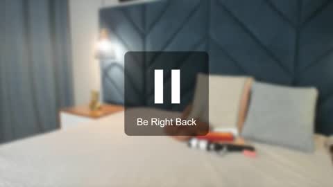 Sara  online show from November 18, 2025, 4:17 am