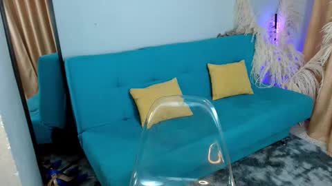 sarita_klein online show from January 2, 2025, 10:01 pm