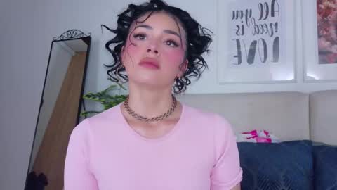 Sara online show from January 17, 2026, 9:51 pm