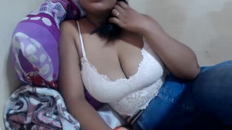 saronette online show from December 27, 2024, 7:51 am