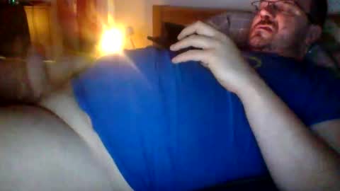 Saschacrow1 online show from April 3, 2026, 8:07 pm