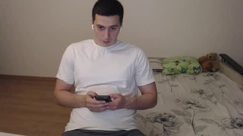 sasha_calvin online show from September 12, 2025, 9:04 pm