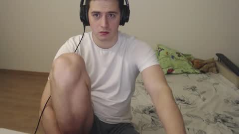 sasha_calvin online show from October 3, 2025, 7:00 pm