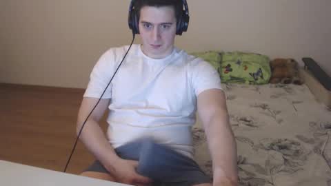 sasha_calvin online show from November 9, 2025, 4:44 am