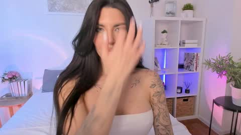 Sasha Miro online show from January 17, 2025, 7:30 am