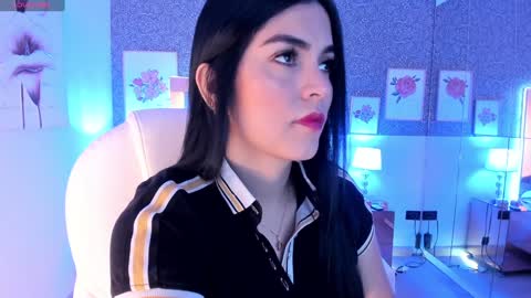 Snapshot of sasha_sims chatting on December 24, 2024, 11:38 am Camila online show from December 24, 2024, 11:38 am