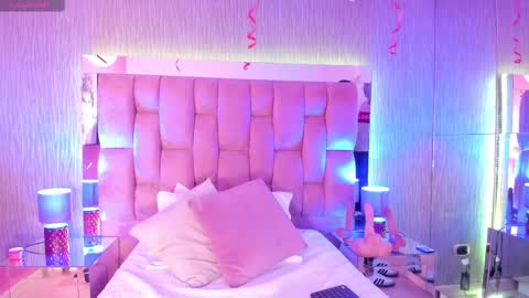 Snapshot of sasha_sims chatting on February 20, 2025, 11:53 am Camila online show from February 20, 2025, 11:53 am