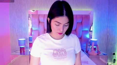 Snapshot of sasha_sims chatting on February 22, 2025, 11:35 am Camila online show from February 22, 2025, 11:35 am