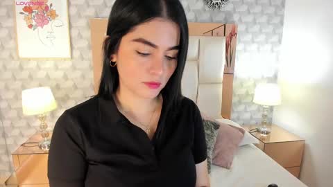 Snapshot of sasha_sims chatting on September 12, 2025, 11:43 am Camila online show from September 12, 2025, 11:43 am