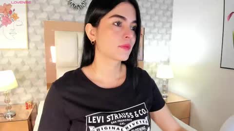 Snapshot of sasha_sims chatting on September 14, 2025, 11:53 am Camila online show from September 14, 2025, 11:53 am