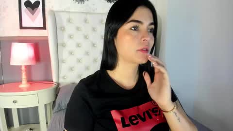 Snapshot of sasha_sims chatting on September 23, 2025, 11:46 am Camila online show from September 23, 2025, 11:46 am