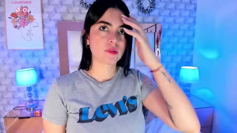 Snapshot of sasha_sims chatting on October 8, 2025, 11:41 am Camila online show from October 8, 2025, 11:41 am