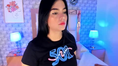 Snapshot of sasha_sims chatting on October 20, 2025, 11:21 am Camila online show from October 20, 2025, 11:21 am