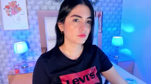 Snapshot of sasha_sims chatting on October 29, 2025, 11:34 am Camila online show from October 29, 2025, 11:34 am