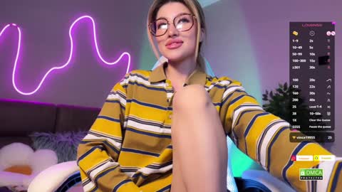 Hi everyone my name is Sasha   online show from December 20, 2024, 9:06 pm