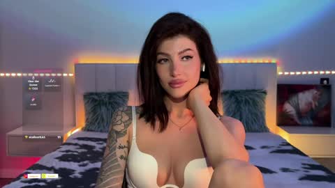 Snapshot of sasha_suprapro chatting on April 7, 2026, 4:29 pm Hi everyone my name is Sasha online show from April 7, 2026, 4:29 pm