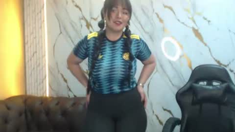 Snapshot of sasha_tf chatting on June 23, 2026, 8:29 pm Sasha online show from June 23, 2026, 8:29 pm