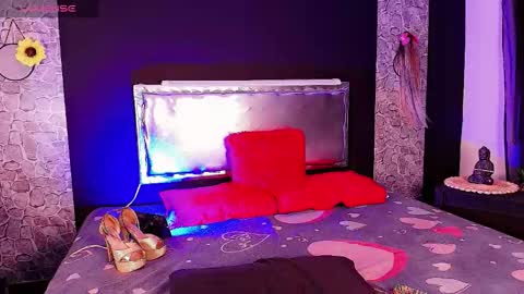 sashabrown_jp online show from November 9, 2025, 1:59 am