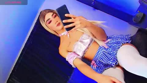 sashabrown_jp online show from November 30, 2025, 2:15 am