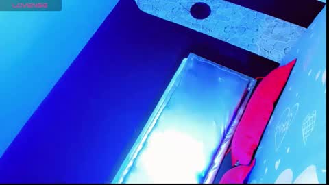 sashabrown_jp online show from December 3, 2025, 11:58 pm