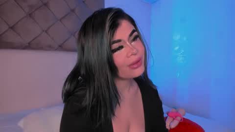 selene  online show from February 12, 2025, 10:26 pm