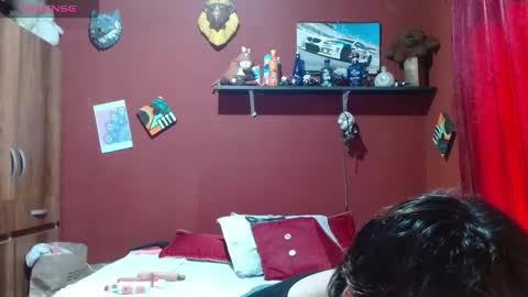 S A S H A R O S E online show from November 25, 2025, 1:55 pm