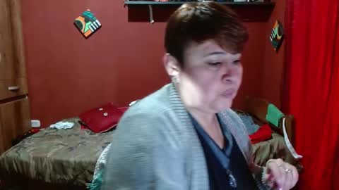 S A S H A R O S E online show from December 21, 2025, 1:18 pm