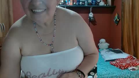 S A S H A R O S E online show from February 16, 2026, 6:59 pm