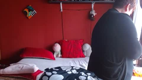 S A S H A R O S E online show from April 10, 2026, 11:59 am