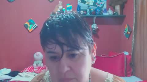 S A S H A R O S E online show from April 18, 2026, 12:31 pm