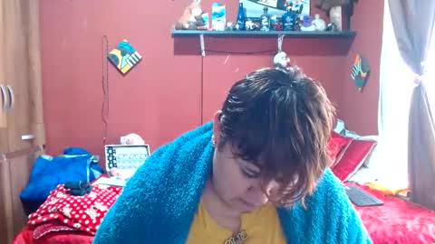 Snapshot of sasharosee2 chatting on May 8, 2026, 12:10 pm S A S H A R O S E online show from May 8, 2026, 12:10 pm