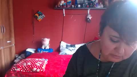 Snapshot of sasharosee2 chatting on May 12, 2026, 7:44 pm S A S H A R O S E online show from May 12, 2026, 7:44 pm