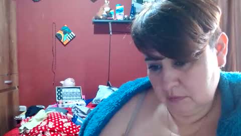 Snapshot of sasharosee2 chatting on May 27, 2026, 4:59 pm S A S H A R O S E online show from May 27, 2026, 4:59 pm