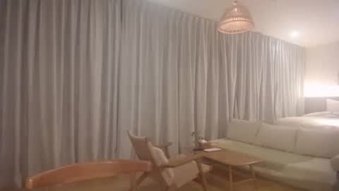 Sasha online show from November 22, 2025, 11:09 am