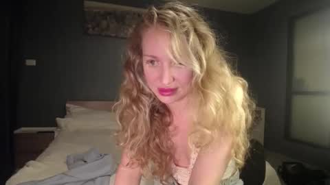 Sasha online show from March 18, 2026, 5:05 pm