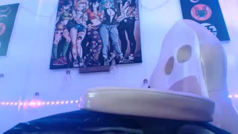 Snapshot of sashayscott chatting on February 22, 2025, 3:23 am Onlyfans nataliaclaus online show from February 22, 2025, 3:23 am