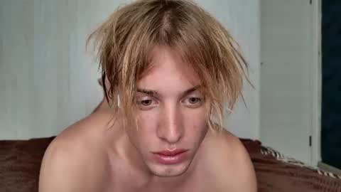 Snapshot of sashenkka chatting on July 5, 2026, 5:14 am Sasha -- online show from July 5, 2026, 5:14 am