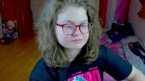 Snapshot of sashy_way chatting on May 6, 2026, 5:07 pm .Alexandra online show from May 6, 2026, 5:07 pm