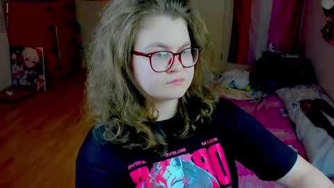 Snapshot of sashy_way chatting on May 20, 2026, 9:32 pm .Alexandra online show from May 20, 2026, 9:32 pm
