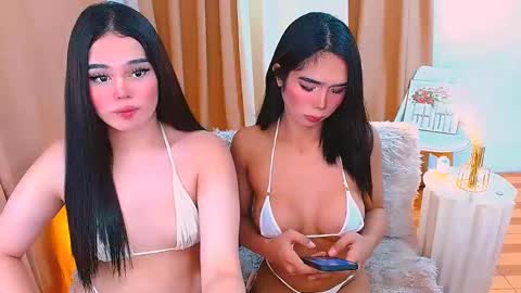 sassa_lilly online show from February 13, 2025, 3:03 pm