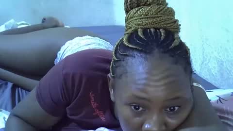 sassy_bella online show from June 5, 2026, 6:52 am
