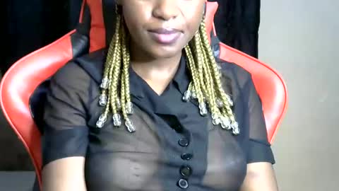 Snapshot of sassy_lyne chatting on May 31, 2026, 7:48 pm sassy_lyne online show from May 31, 2026, 7:48 pm