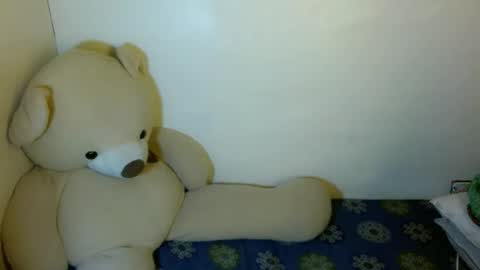 sassy_tinaxx online show from June 9, 2026, 3:18 am