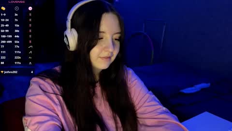 Marmulka or Mary online show from November 18, 2025, 6:34 pm